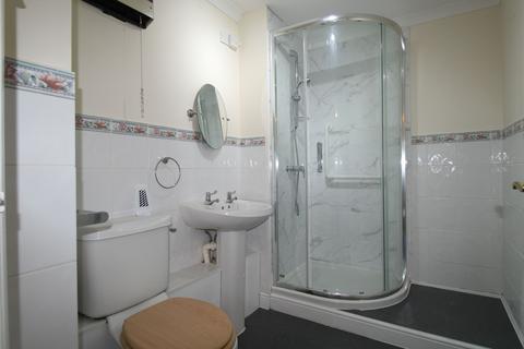 2 bedroom flat for sale, George Lane, Purcells Court George Lane, SN8