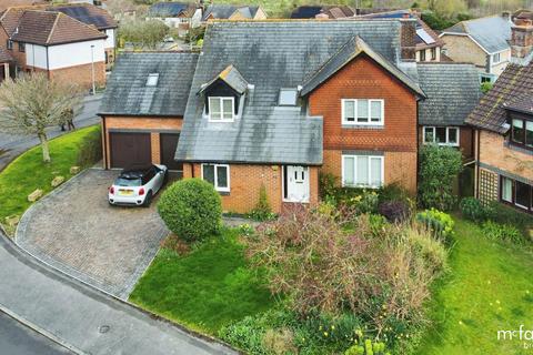 5 bedroom detached house for sale, Edwards Meadow, Marlborough, SN8