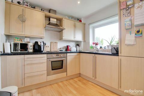 2 bedroom apartment for sale, Florey Court, Swindon SN1