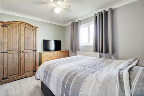 133 Frobisher Drive, Swindon, SN3 3BY