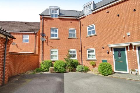 3 bedroom maisonette for sale, Melstock Road, Swindon, SN25