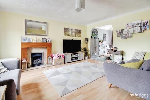9 Gold View, Swindon, SN5 8ZG