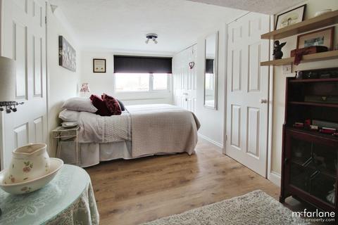 20 Arundel Close, Lawn, Swindon, SN3 1JG