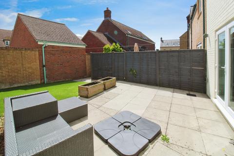 8 Barbrook Road, Swindon, SN1 7BH
