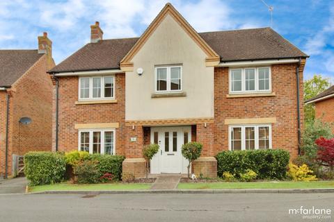 4 bedroom detached house for sale, Artus Close, Swindon, SN25