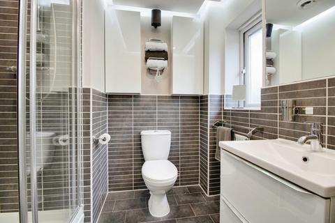 6 Artus Close, Swindon, SN25 1QZ