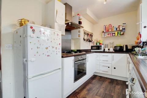 3 bedroom terraced house for sale, Ravensdale, Swindon SN1