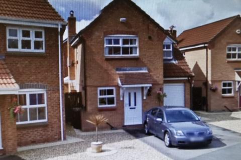 3 bedroom detached house to rent, Sandringham Road, Hindley WN2