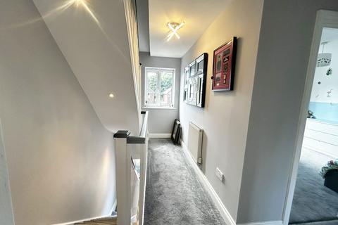 1b Wiseacre Croft, Shirley, Solihull, B90 1BD