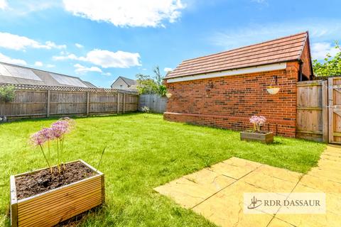 4 bedroom detached house for sale, Jakeman Way, Warwick, CV34