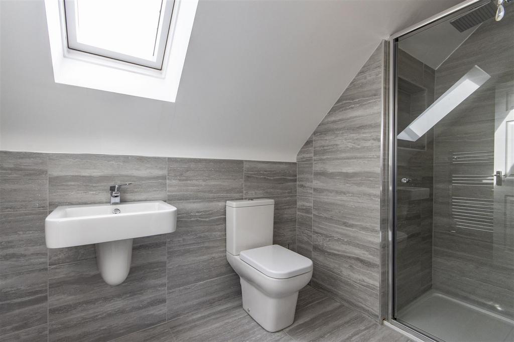 En Suite Shower Room