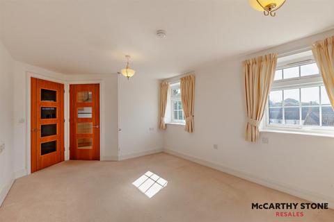 1 bedroom apartment for sale, Weighbridge Court, 301 High Street, Chipping Ongar, Essex, CM5 9FD