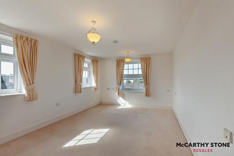 1 bedroom apartment for sale, Weighbridge Court, 301 High Street, Chipping Ongar, Essex, CM5 9FD