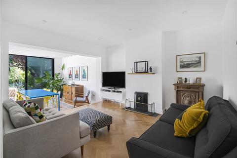 11 South Drive, Sutton, SM2 7PH
