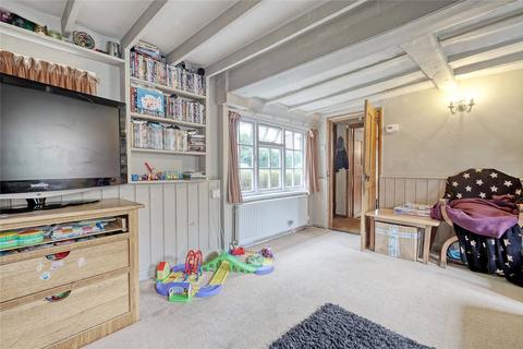 3 bedroom detached house for sale, Braintree Road, Felsted, Dunmow, Essex, CM6