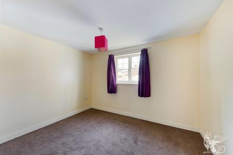 2 bedroom apartment for sale, Caspian Way, Purfleet