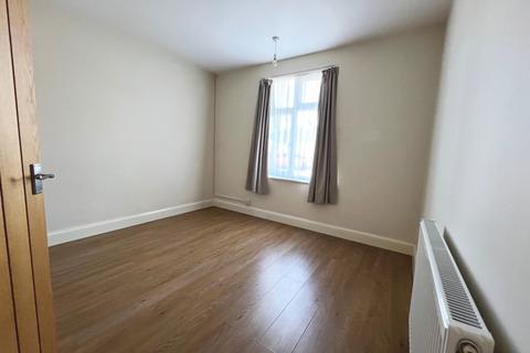 18 Chattern Road, Ashford, TW15 1AF