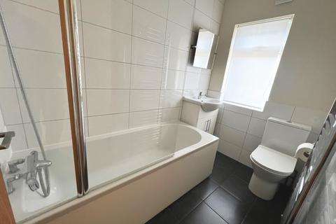 18 Chattern Road, Ashford, TW15 1AF