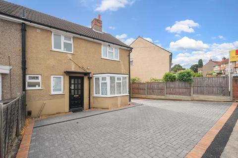 3 bedroom semi-detached house to rent, Romsey road,  Tilehurst,  RG30