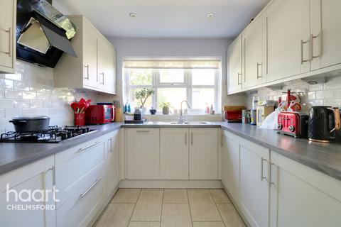 4 bedroom detached house for sale, Carron Mead, Essex