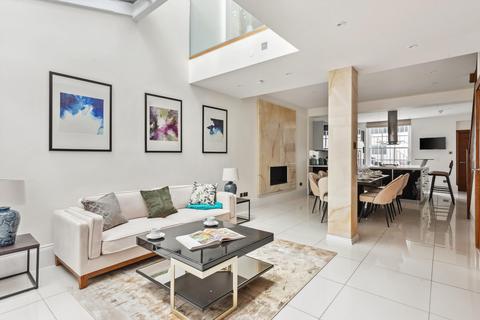 5 bedroom terraced house to rent, Trevor Place, Knightsbridge, London, SW7