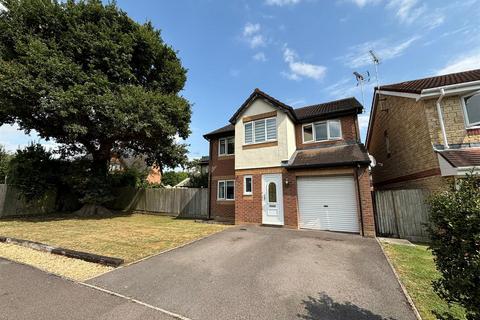 4 bedroom detached house for sale, Drake Crescent, Chippenham SN14