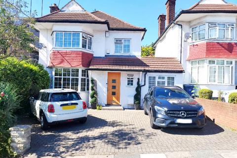 5 bedroom detached house for sale, Elliot Road, London