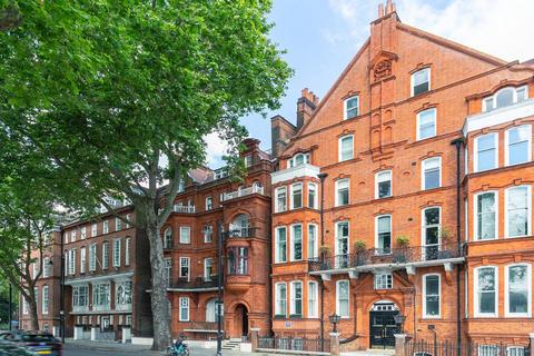 2 bedroom apartment for sale, London SW3