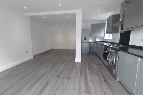 56 Fairholme Crescent, Hayes, UB4 8QT