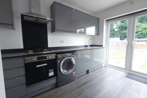 56 Fairholme Crescent, Hayes, UB4 8QT