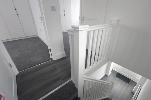 56 Fairholme Crescent, Hayes, UB4 8QT