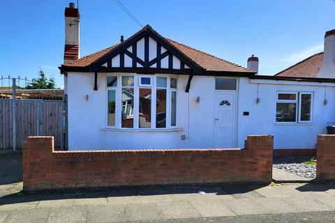 3 bedroom detached bungalow for sale, Oakville Avenue, Rhyl