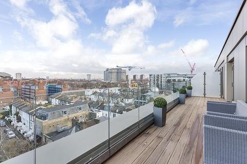 2 bedroom flat for sale, Queens Wharf, 2 Crisp Road, London, W6.