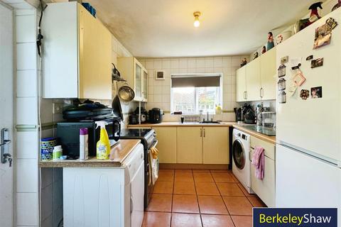 3 bedroom house for sale, Beach Road, Liverpool