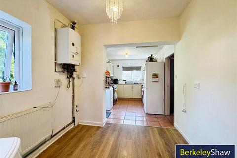 3 bedroom house for sale, Beach Road, Liverpool