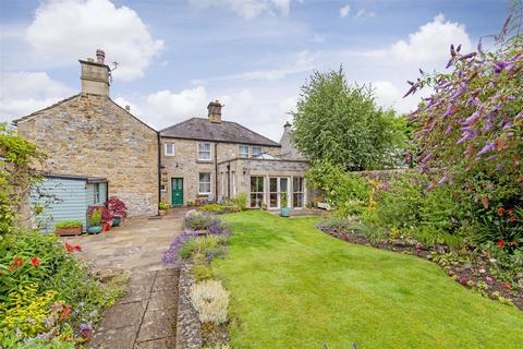 3 bedroom link detached house for sale, Beech House, Castle Street, Bakewell, DE45 1DU