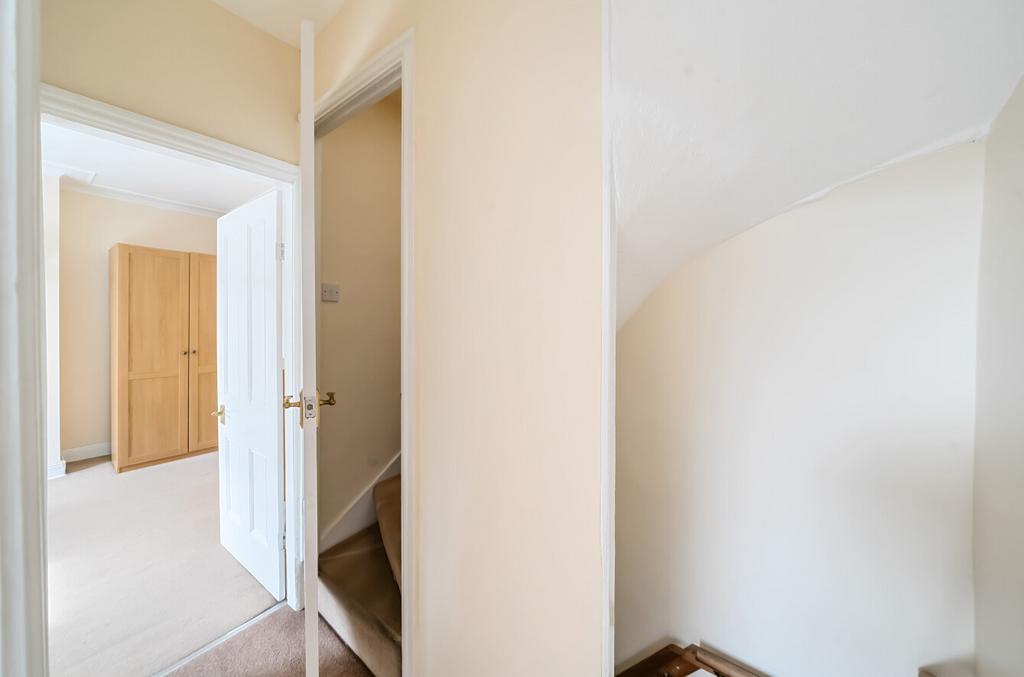 2nd Floor Landing