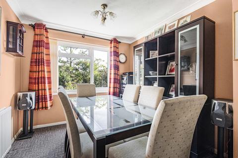 3 bedroom detached house for sale, Isis Avenue, Bicester, OX26