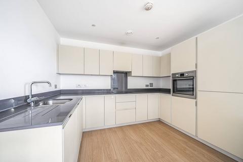 2 bedroom flat to rent, Rainier Apartments, Croydon, CR0