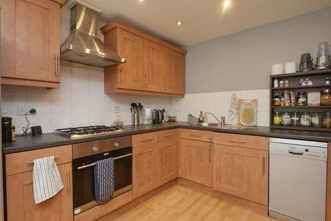 9/1 Cables Wynd, Edinburgh, EH6 6DU