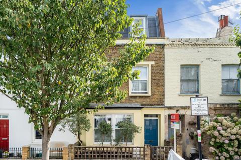 4 bedroom terraced house for sale, Poyntz Road, Battersea