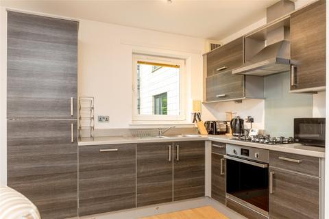 Flat 6, 3 Carmichael Place, Edinburgh, EH6 5PJ