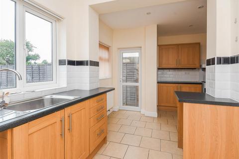 114 Bhylls Lane, Wolverhampton, WV3 8DZ