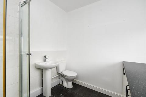 114 Bhylls Lane, Wolverhampton, WV3 8DZ
