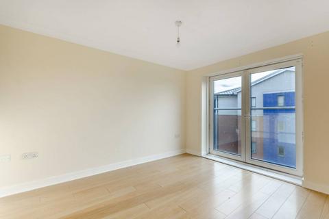 2 bedroom flat for sale, Cleeve Way, Sutton, SM1