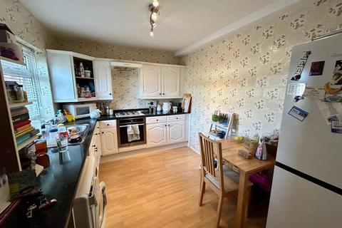 2 bedroom house for sale, Austen Close, Loughton