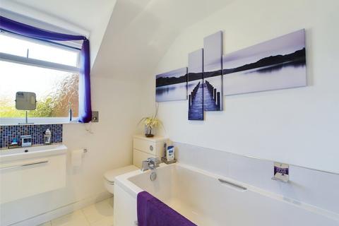 21 The Crescent, Mortimer Common, Reading, RG7 3RX