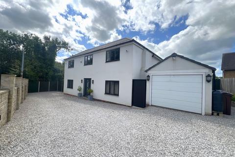 4 bedroom detached house for sale, Gilroyd Lane, Dodworth, S75 3EF