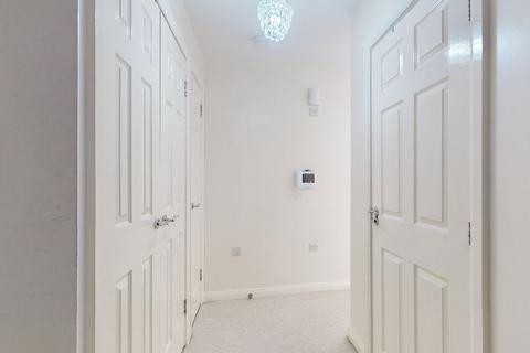 1 bedroom apartment for sale, Cherrydown West, KINGSWOOD, Basildon, Essex, SS16