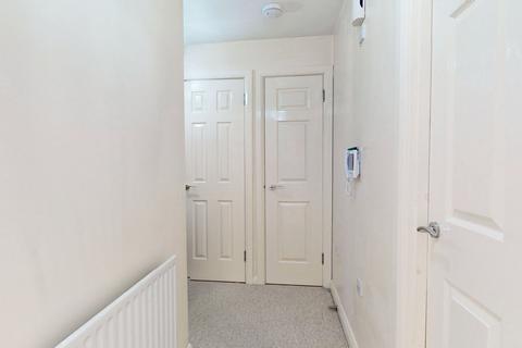 Flat 4, Wootten House Cherrydown West, Basildon, SS16 5GB